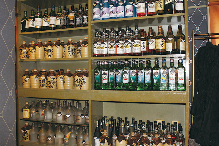 スナック影－シャドー－店内の様子