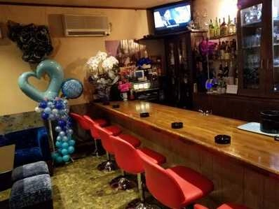 伊万里市のスナック ブルーローズの写真