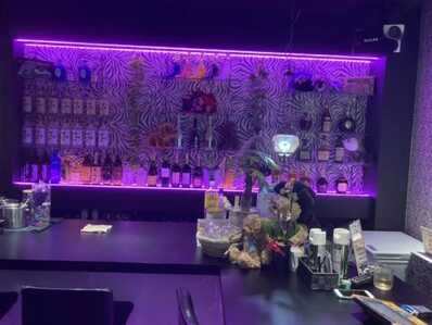 姫路市のスナック かくれんぼの写真