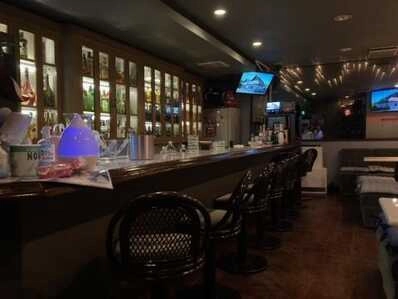 諏訪市のスナック LOUNGE Heavenの写真