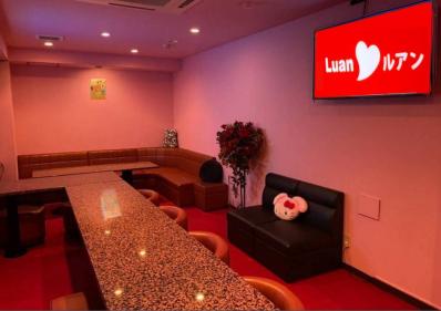 岐阜市のスナック ルアンの写真