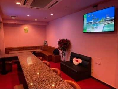 岐阜市のスナック ルアンの写真