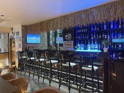 津山市のスナック BAR ONZEの写真