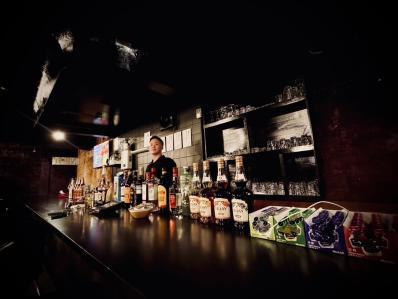 津山市のスナック BAR JINの写真
