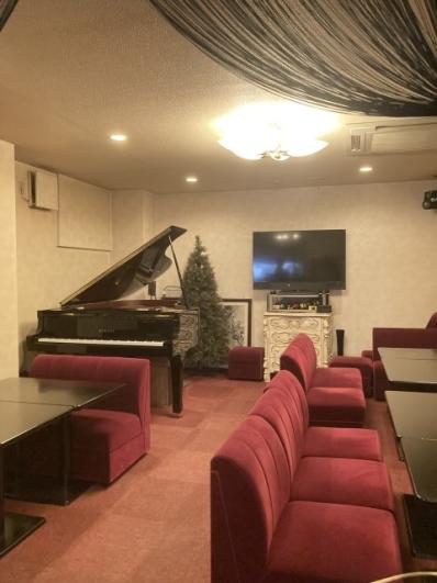 北九州市八幡東区のスナック まあぶる館の写真