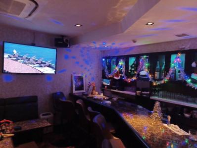 大阪市北区のスナック カラオケbar プルニエの写真
