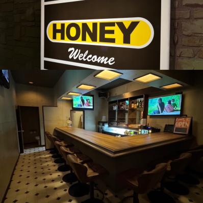 福知山市のスナック HONEYの写真