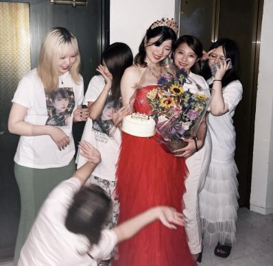 Queenbee の写真1