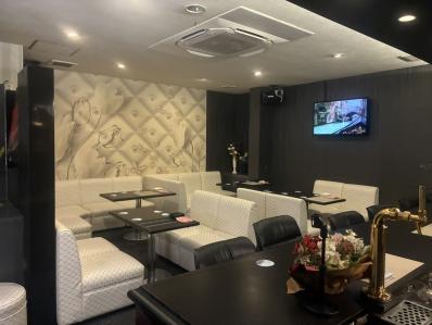 松江市のスナック ＴＨＥ　ＲＯＳＥの写真