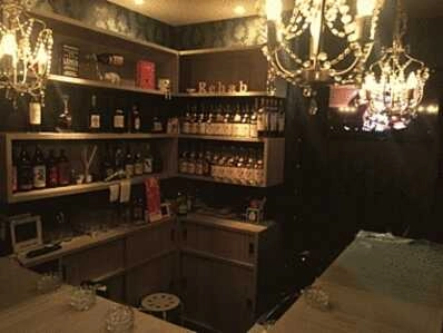 佐世保市のスナック Rehab〜with タモリ〜の写真