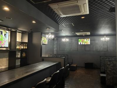 鳥取市のスナック ＰＥＲＩＤＯＴペリドットの写真