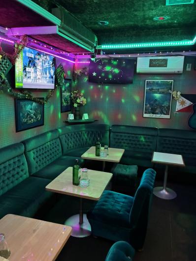 木更津市のスナック ＳｔａｒＬｉｇｈｔの写真