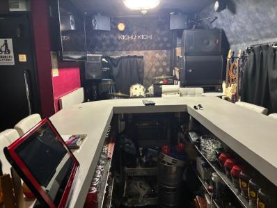寝屋川市のスナック 吉ｋｉｃｈｉ　の写真